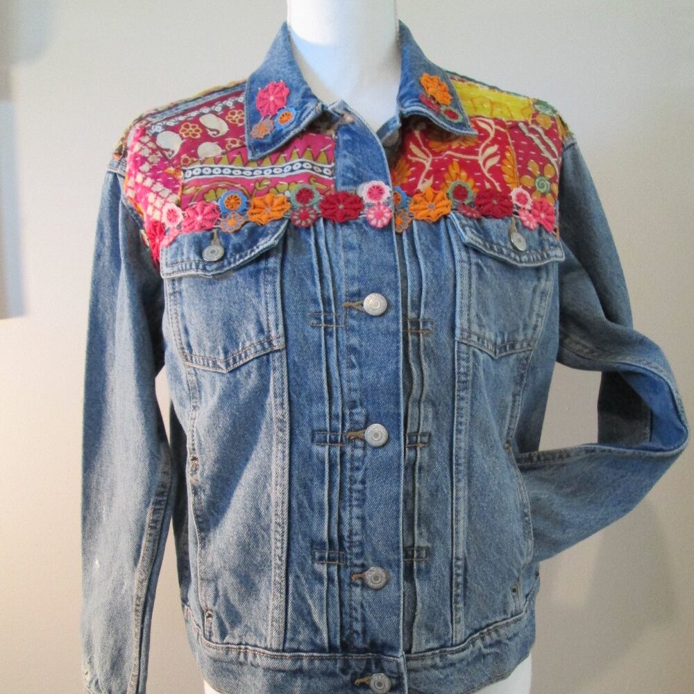 Boho Kantha Denim Jacket, Artisan Crafted Patchwork Distressed Jean Jacket M - Picture 4 of 10